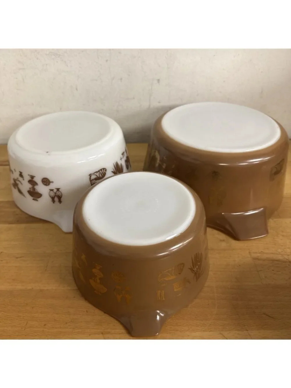 Pyrex Vintage Set of 3 Cinderella Early American Mixing Nesting Bowls Gold Brown